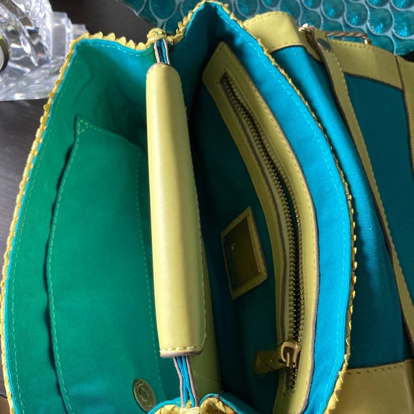 Brian Atwood clutch - Picture 5 of 6